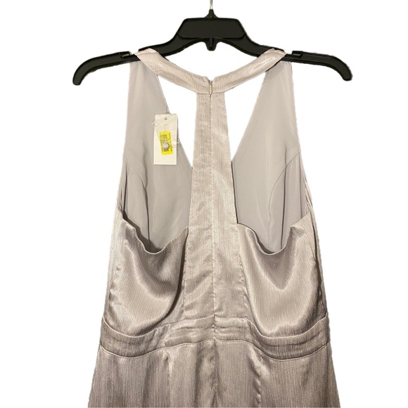 NWT 🏷 Womans gorgeous silver razor back evening gown with built in slip - Picture 4 of 8